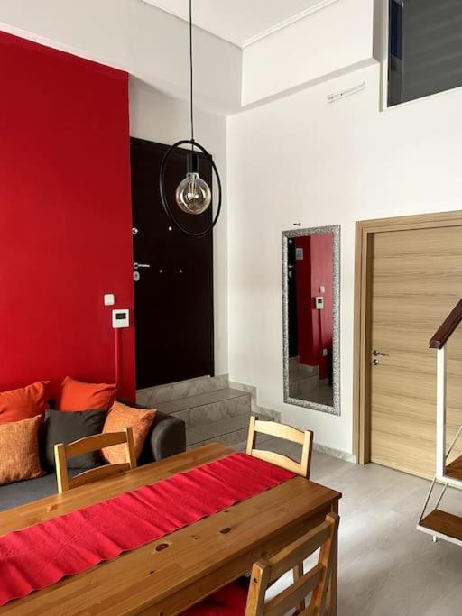 Comfy Apartment With Low Ceiling Attic Athena Bagian luar foto